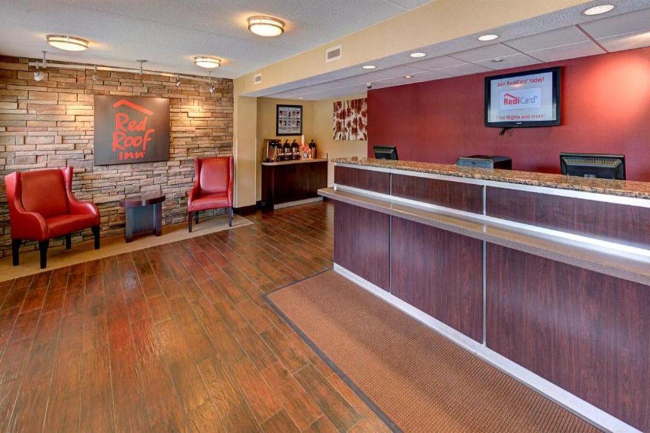 Red Roof - Unc Motel 2*
